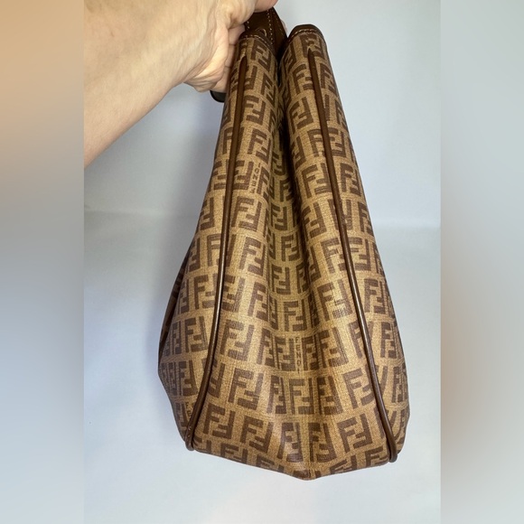 Authentic Fendi Zucchino Canvas and Leather Shoulder Bag - Picture 3 of 16